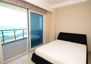 شقة ضمن مجمع سكني على الخط الأول من البحر في منطقة محمود لار – ألانيا