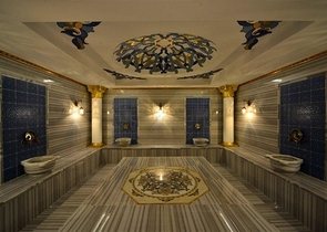 شقة ضمن مجمع سكني على الخط الأول من البحر في منطقة محمود لار – ألانيا