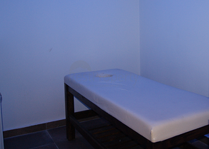 شقة مفروشة بطابقين في حي ليمان من منطقة كونيالتي – أنطاليا