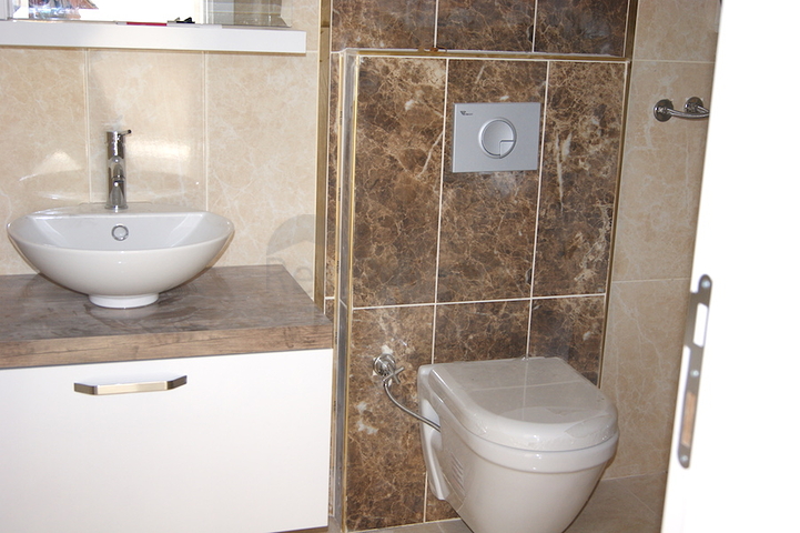 شقق من المالك 2 + 1 و 4 + 1 في مجمع كامل التشطيب في أنطاليا