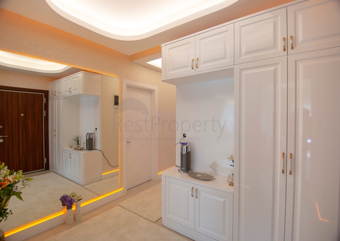 شقق فاخرة ضمن مجمع حديث قيد الإنشاء في منطقة محمودلار – ألانيا