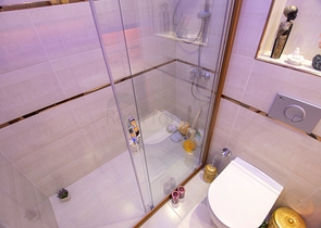 شقق فاخرة ضمن مجمع حديث قيد الإنشاء في منطقة محمودلار – ألانيا