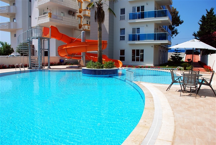 دوبلكس بنتهاوس ضمن مجمع فاخر في منطقة كاستل – ألانيا