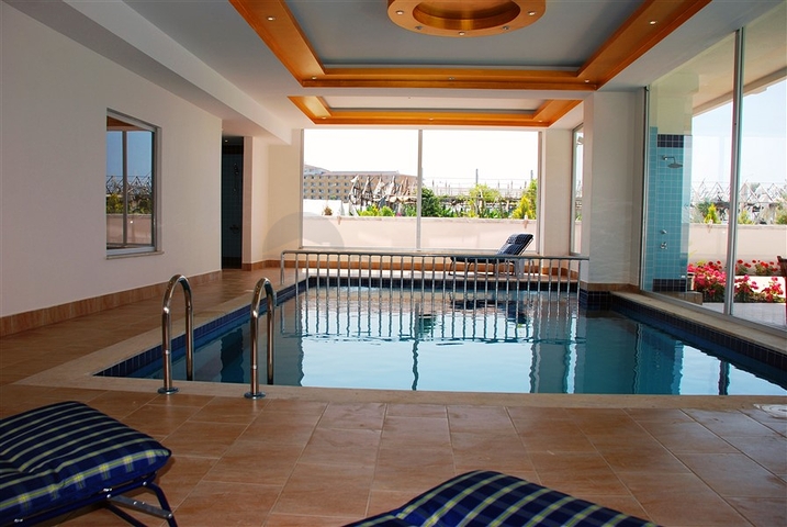 دوبلكس بنتهاوس ضمن مجمع فاخر في منطقة كاستل – ألانيا