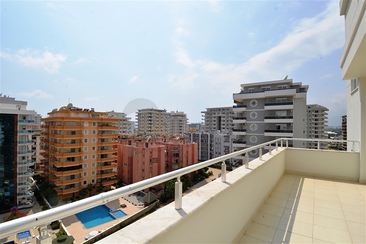 شقق واسعة وفاخرة ضمن مجمع سكني في منطقة محمودلار – ألانيا