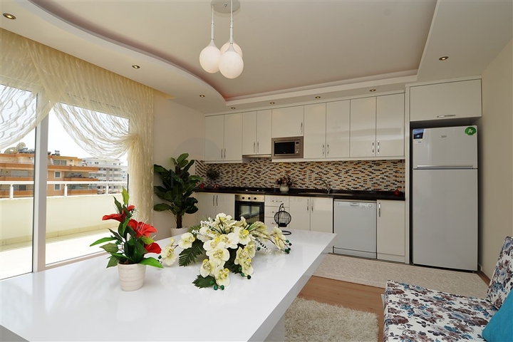 شقق واسعة وفاخرة ضمن مجمع سكني في منطقة محمودلار – ألانيا