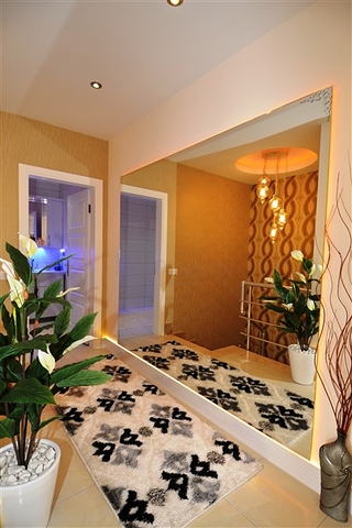 شقق واسعة وفاخرة ضمن مجمع سكني في منطقة محمودلار – ألانيا