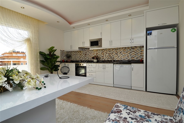 شقق واسعة وفاخرة ضمن مجمع سكني في منطقة محمودلار – ألانيا