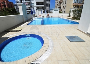 شقق واسعة وفاخرة ضمن مجمع سكني في منطقة محمودلار – ألانيا