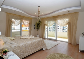 شقق واسعة وفاخرة ضمن مجمع سكني في منطقة محمودلار – ألانيا