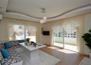 شقق واسعة وفاخرة ضمن مجمع سكني في منطقة محمودلار – ألانيا