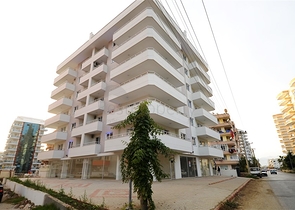 شقق واسعة وفاخرة ضمن مجمع سكني في منطقة محمودلار – ألانيا