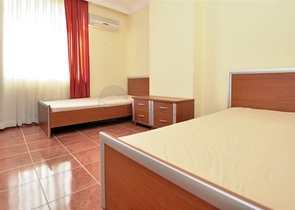 شقة مفروشة على مسافة قريبة من البحر في منطقة محمودلار – ألانيا