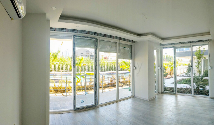 مشروع استثماري قيد الانشاء 