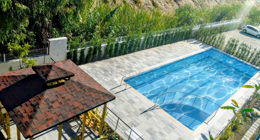 مشروع استثماري قيد الانشاء 