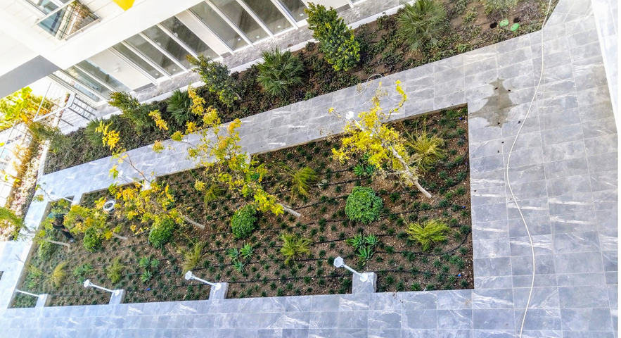 مشروع استثماري قيد الانشاء 