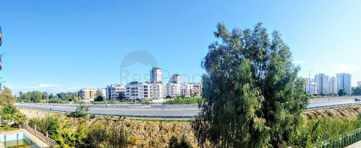 مشروع استثماري قيد الانشاء 