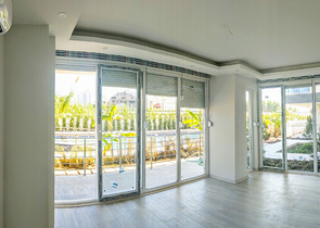 مشروع استثماري قيد الانشاء 