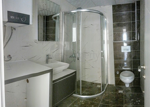 مشروع استثماري قيد الانشاء 