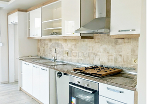 مشروع استثماري قيد الانشاء 