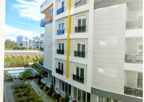 مشروع استثماري قيد الانشاء 