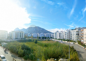 مشروع استثماري قيد الانشاء 