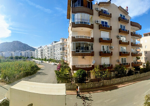 مشروع استثماري قيد الانشاء 