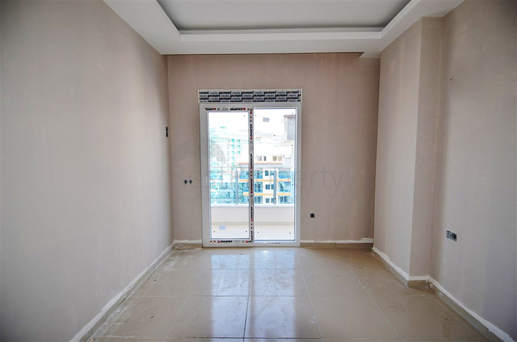 شقق حديثة ومميزة في منطقة محمودلار – ألانيا