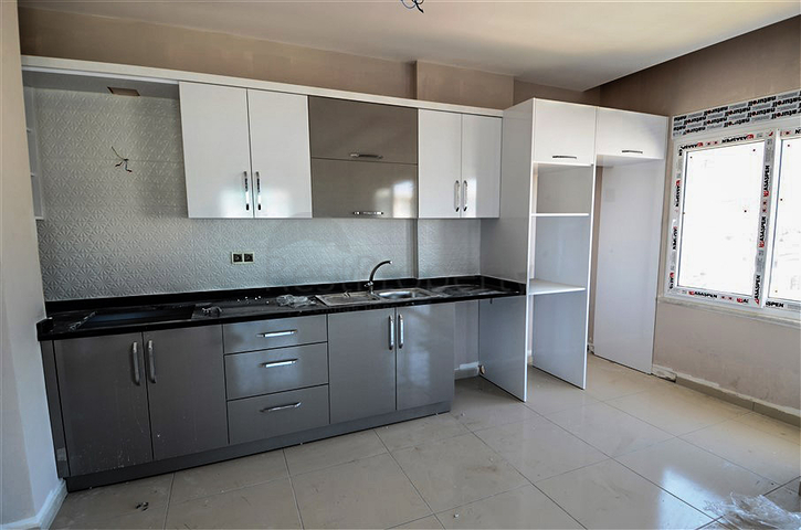 شقق حديثة ومميزة في منطقة محمودلار – ألانيا