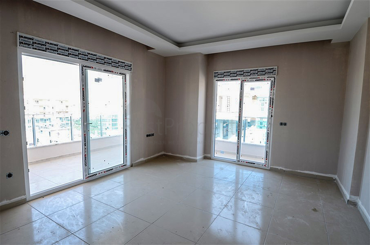 شقق حديثة ومميزة في منطقة محمودلار – ألانيا