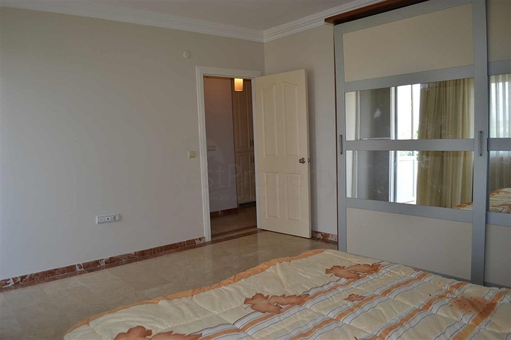 شقة مفروشة واسعة في منطقة محمودلار – ألانيا