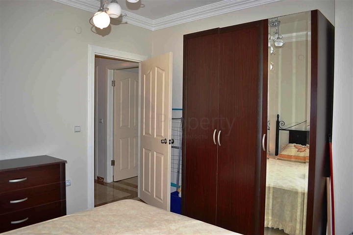 شقة مفروشة واسعة في منطقة محمودلار – ألانيا