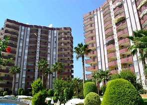 شقة مفروشة واسعة في منطقة محمودلار – ألانيا