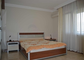 شقة مفروشة واسعة في منطقة محمودلار – ألانيا