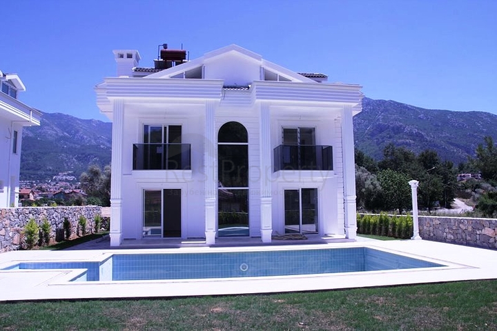 فيلا حديثة ومميزة في مدينة فيتهي