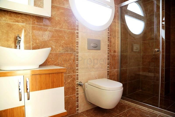 فيلا حديثة ومميزة في مدينة فيتهي