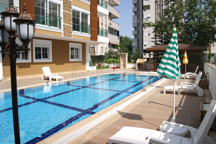 مشروع حديث الإنشاء ضمن حي ليمان من منطقة كونيالتي – أنطاليا