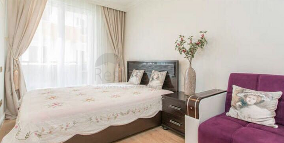 شقة مفروشة ضمن مجمع سكني من فئة الخمس نجوم في منطقة كونيالتي – أنطاليا