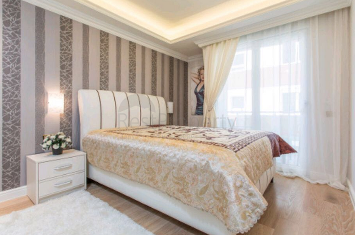 شقة مفروشة ضمن مجمع سكني من فئة الخمس نجوم في منطقة كونيالتي – أنطاليا