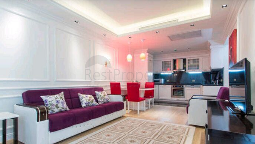 شقة مفروشة ضمن مجمع سكني من فئة الخمس نجوم في منطقة كونيالتي – أنطاليا