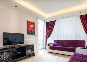 شقة مفروشة ضمن مجمع سكني من فئة الخمس نجوم في منطقة كونيالتي – أنطاليا