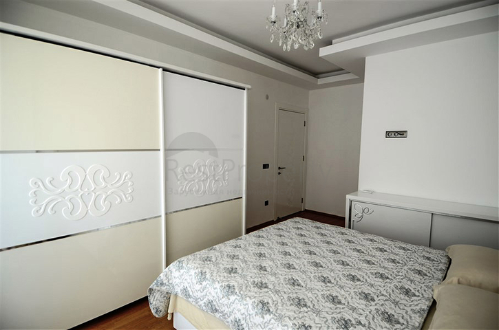 شقة مع إطلالة جميلة على البحر الأبيض المتوسط