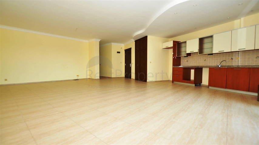 شقة ضمن مجمع سكني على ضفاف النهر في منطقة توسمور – ألانيا