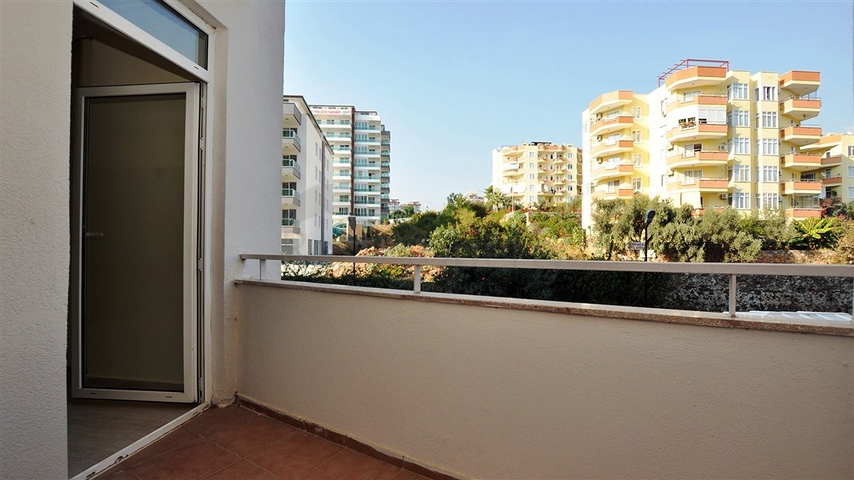 شقة ضمن مجمع سكني على ضفاف النهر في منطقة توسمور – ألانيا