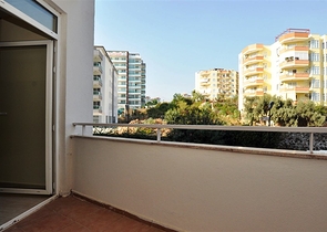 شقة ضمن مجمع سكني على ضفاف النهر في منطقة توسمور – ألانيا