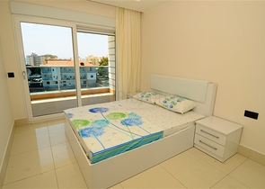 شقة مفروشة بإطلالة بحرية ضمن مجمع فاخر في منطقة توسمور – ألانيا