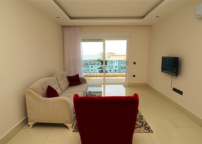 شقة مفروشة بإطلالة بحرية ضمن مجمع فاخر في منطقة توسمور – ألانيا