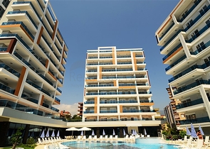 شقة مفروشة بإطلالة بحرية ضمن مجمع فاخر في منطقة توسمور – ألانيا