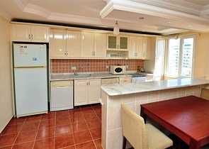 شقة بنتهاوس مفروشة في منطقة محمودلار – ألانيا