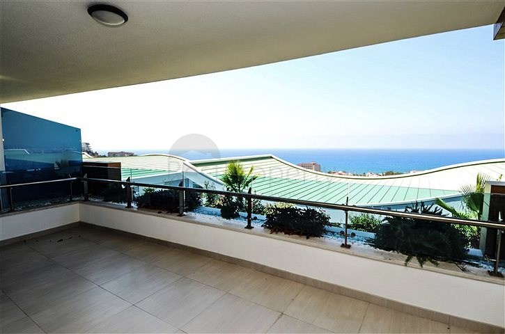 شقة دوبلكس فاخرة على الطراز الشرقي في منطقة كوناكليه – ألانيا